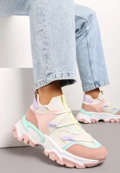 Różowe Sneakersy w Skarpetkowym Stylu z Elastycznym Wiązaniem i Tłoczoną Podeszwą Ielene