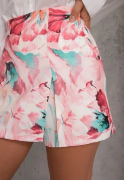 Różowe Spódnico-Szorty High Waist w Kwiaty Delliena