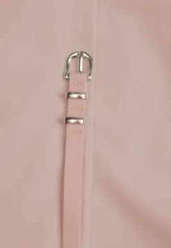 Różowe Spódnico-Szorty w Eleganckim Stylu z Wąskim Paskiem z Klamrą Ynislia