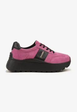 Różowo-Czarne Sneakersy na Platformie z Naturalnego Zamszu z Geometrycznym Wzorem i Napisem Latalissa