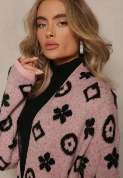 Różowy Kardigan z Wiązanym Paskiem Ozdobiony Wzorem w Kwiaty Timonen