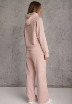 Różowy Komplet Dresowy Spodnie Wide Leg i Bluza z Kapturem i Aplikacjami Nailena