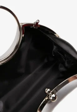 Srebrna Torebka Typu Kopertówka na Ramię i do Ręki Ozdobiona Metalicznymi Wstawkami Zarione