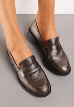 Srebrne Mokasyny w Stylu Loafersów z Wkładką ze Skóry Naturalnej Tykolina