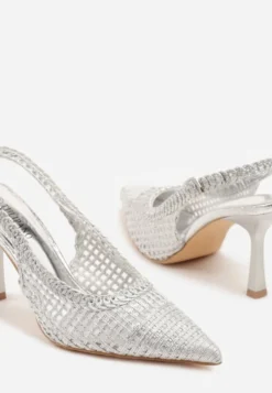 Srebrne Sandały na Szpilce Typu Slingback Ozdobione Plecionką Meranoria