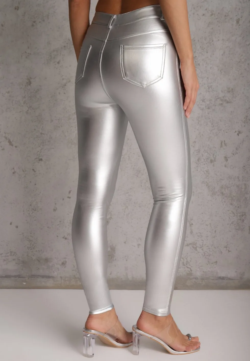 Srebrne Spodnie o Kroju Skinny z Imitacji Skóry Zorlemi