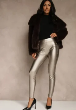 Szampańskie Legginsy High Waist z Imitacji Skóry z Gumką w Pasie Ozdobione Guzikami Sinairis