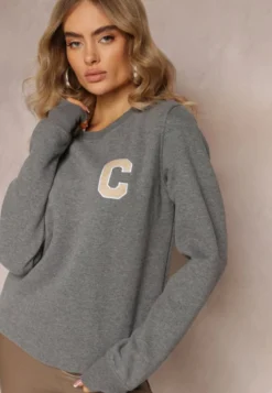 Szara Bluza z Naszywką o Fasonie Zakładanym Przez Głowę Esemia