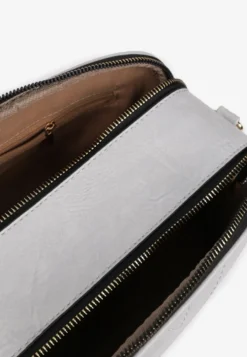 Szara Pikowana Torebka z Dwiema Komorami i Materiałowym Paskiem Crossbody Riola