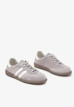 Szare Płaskie Sneakersy ze Skóry Naturalnej z Ozdobnymi Paskami Nelarielis