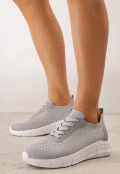 Szare Siateczkowe Buty Sportowe na Piankowej Podeszwie z Tłoczeniami Nisitia