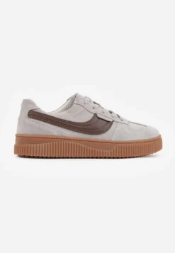 Szare Sneakersy Kultowe Tenisówki z Zamszu Naturalnego ze Skórzaną Wkładką Rionae