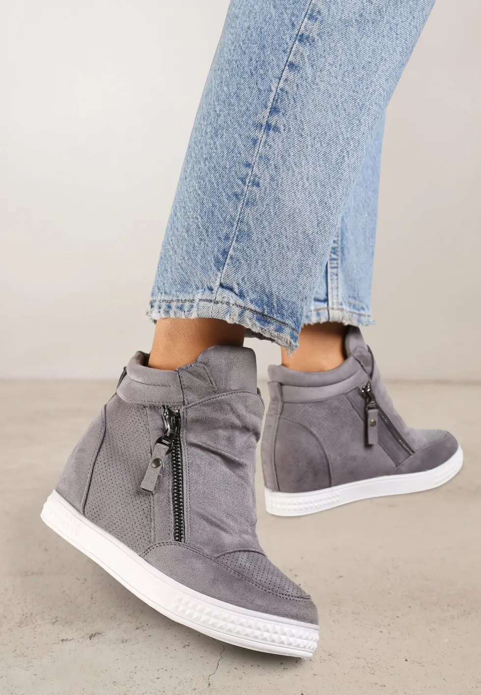 Szare Sneakersy na Koturnie Ozdobione Suwakiem Lilianis
