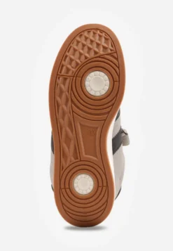Szare Sneakersy Ozdobione Paskami Dolirenna