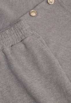 Szary Komplet Dresowy Spodnie Wide Leg i Bluza z Kapturem i Aplikacjami Nailena