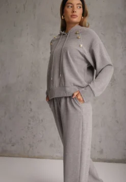 Szary Komplet Dresowy Spodnie Wide Leg i Bluza z Kapturem i Aplikacjami Nailena