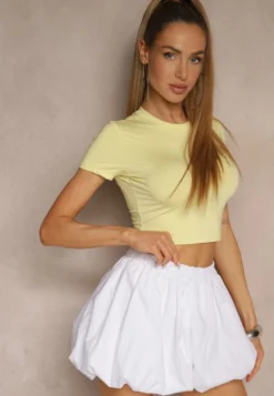 Żółty Dopasowany T-shirt z Wiskozą o Kroju Crop Top Folaviela