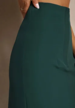 Zielona Spódnica o Ołówkowym Kroju High Waist z Rozcięciem z Tyłu Liozia
