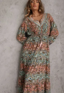 Zielona Sukienka z Dekoltem w V o Rozkloszowanym Fasonie w Print Paisley Akka