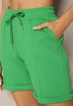 Zielone Casualowe Szorty High Waist z Kieszeniami Wykończone Gumką Shezetta