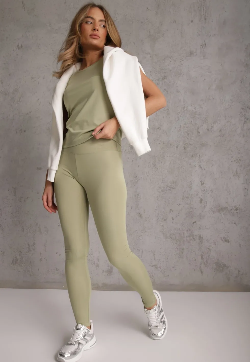 Zielone Legginsy Basic z Modelującą Wstawką w Pasie Liacan