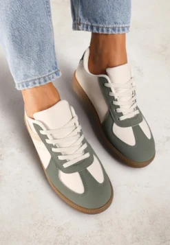Zielone Sneakersy na Niskiej Platformie z Metalicznymi Wstawkami Dalivia