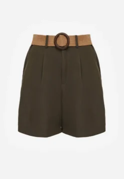 Zielone Szorty Casual z Wiskozą High Waist Ozdobione Paskiem z Plecionki Kailee