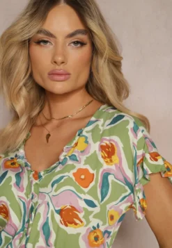 Zielony Krótki Kombinezon z Wiskozy z Ozdobnymi Falbankami w stylu Boho Tatella
