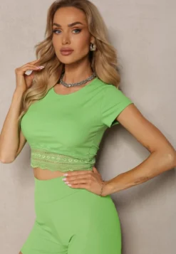Zielony Top T-shirt z Krótkim Rękawem i Ozdobną Koronką Wavilla