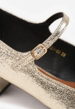 Złote Czółenka na Słupku Mary Jane Ozdobione Paskami Omevira