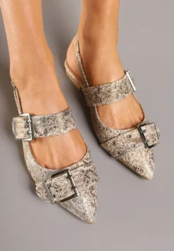 Złote Sandały Typu Slingback z Ozdobnymi Klamrami Tathelis