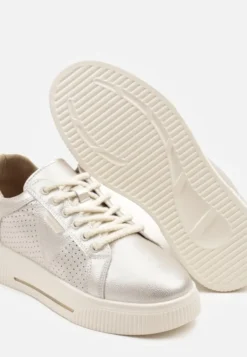 Złote Sneakersy Typu Tenisówki ze Skóry Naturalnej z Ozdobną Perforacją Vivallie