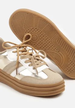 Złote Sneakersy w Stylu Tenisówek Ozdobione Brokatem Teladriena